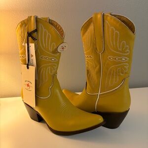 Idyllwind Yellow Heeled Western Boots